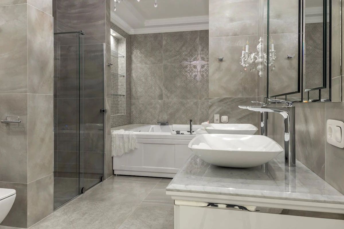 Using Marble in Small Spaces: Bathrooms, Entryways, and More